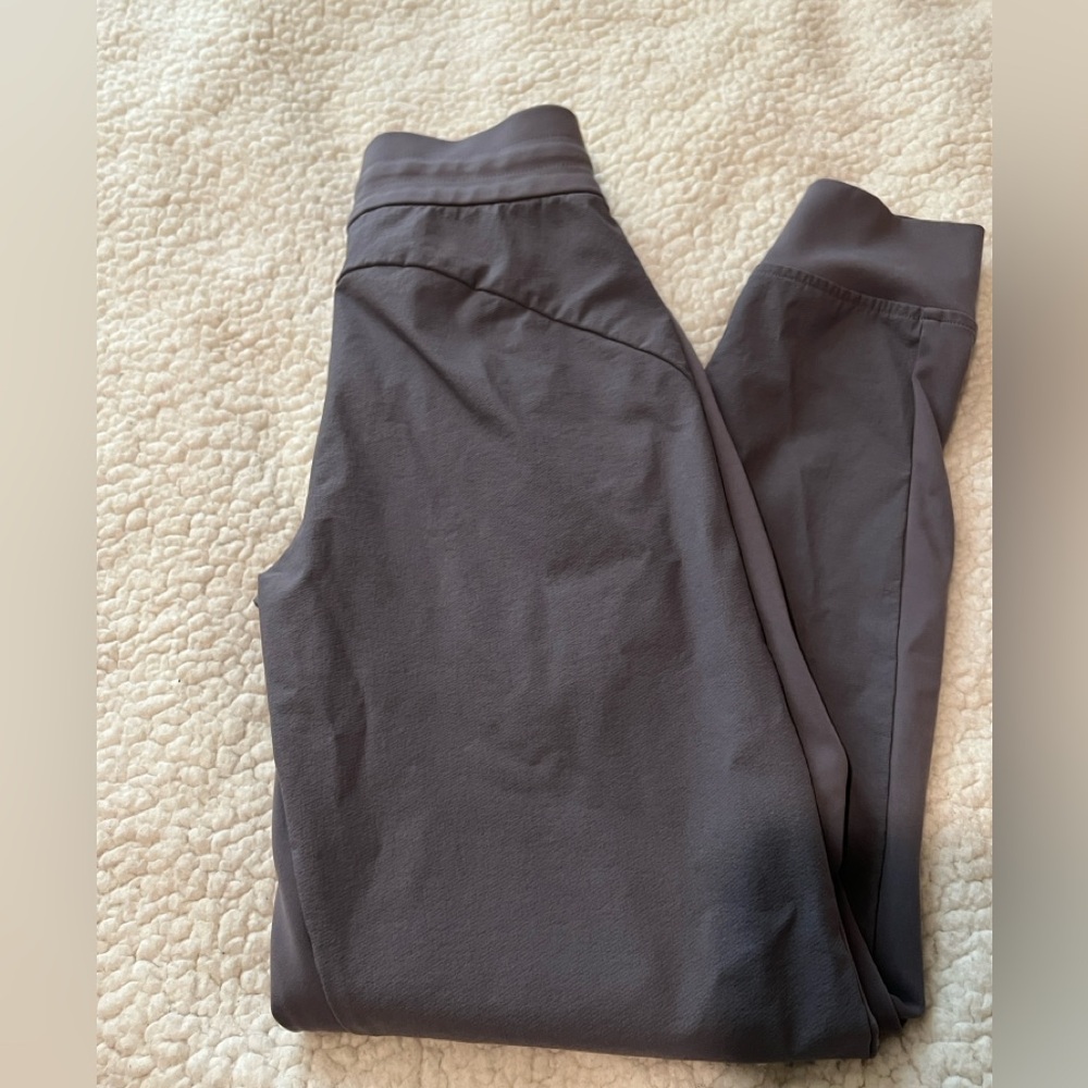 190 Athleta Trekkie Joggers High Rise Zip Pockets Drawstring Waist Womens 0
